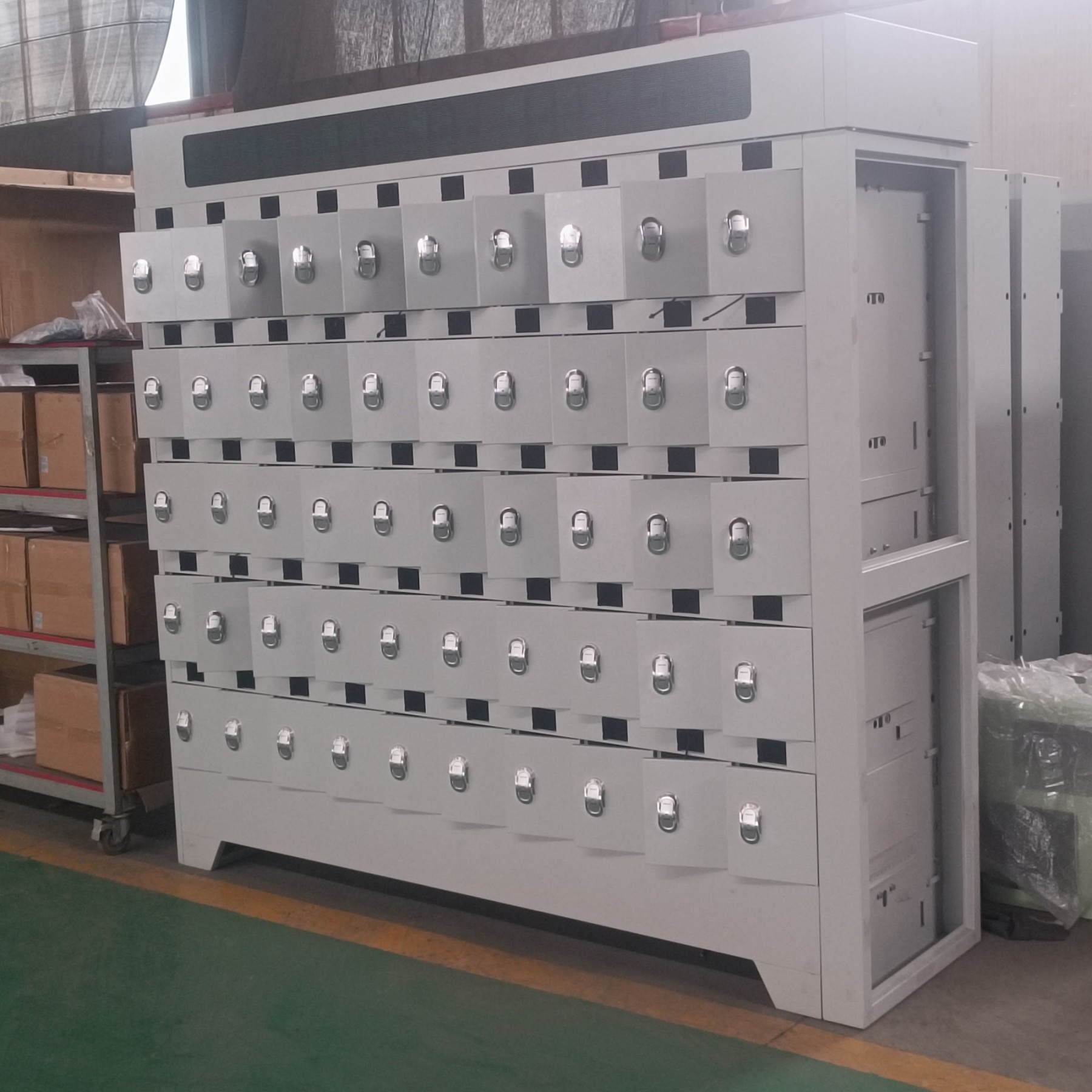 箱柜产品成品.jpg